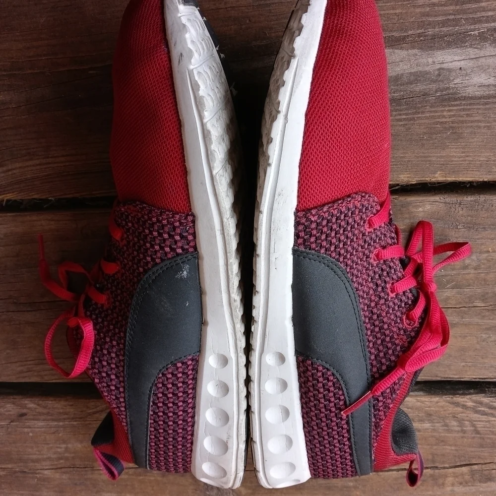 PUMA 188150-04 CARSON RUNNER MAROON BURGUNDY GARNET RED SHOES SIZE men's 12. 164